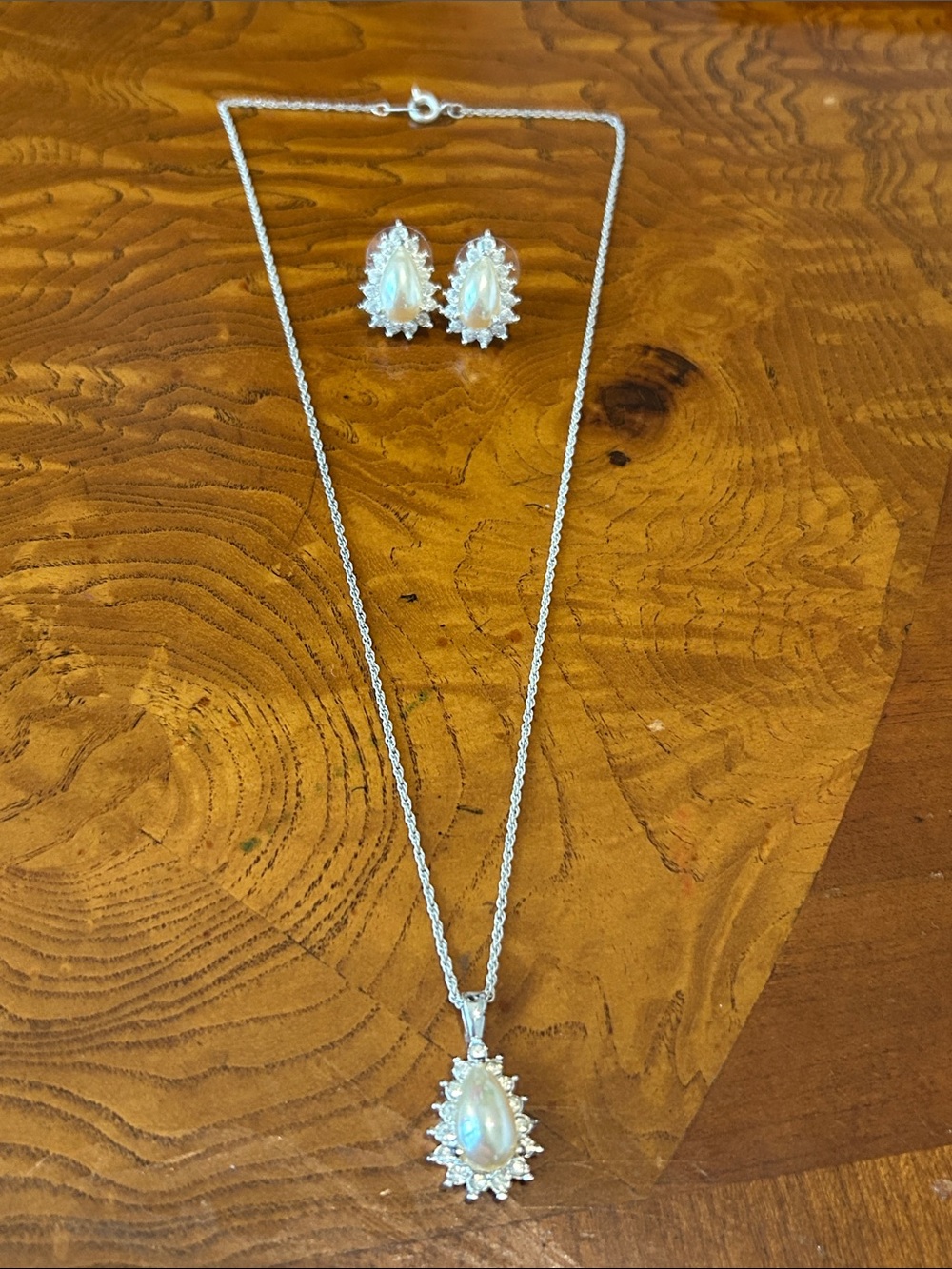 Silvertone Pearl Teardrop Crystal Necklace and Earrings Set - White - Picture 5 of 5